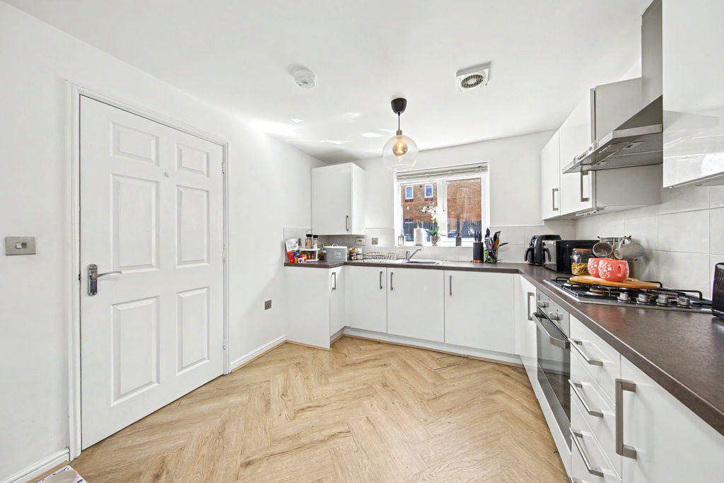 Masefield Avenue Holmewood